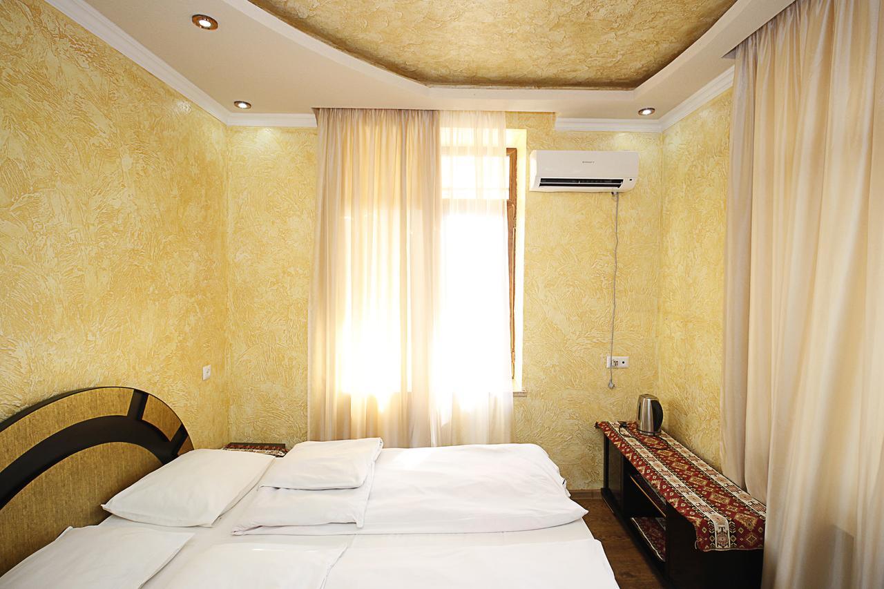 Planet Hotel Ереван Экстерьер фото